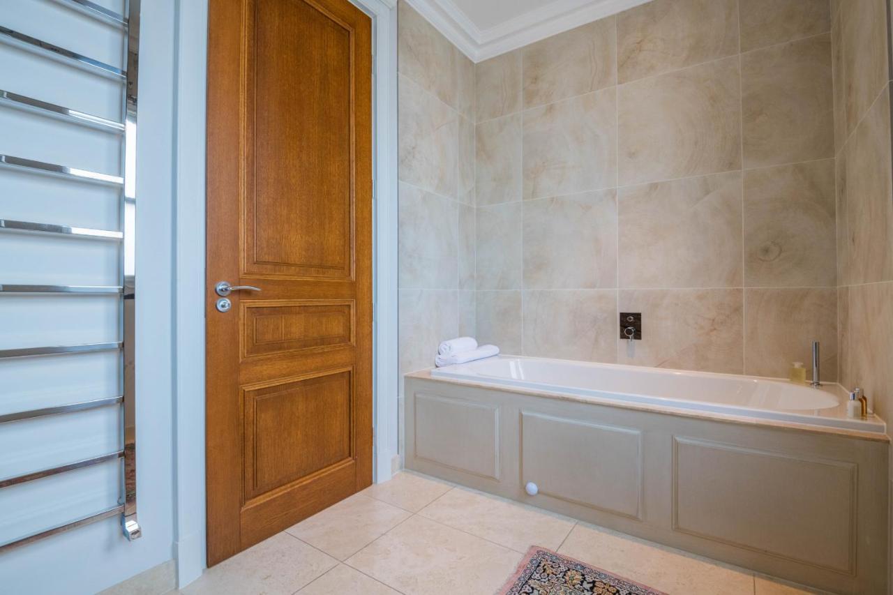 Breathtaking Putney Home With Gorgeous Garden Richmond  Esterno foto