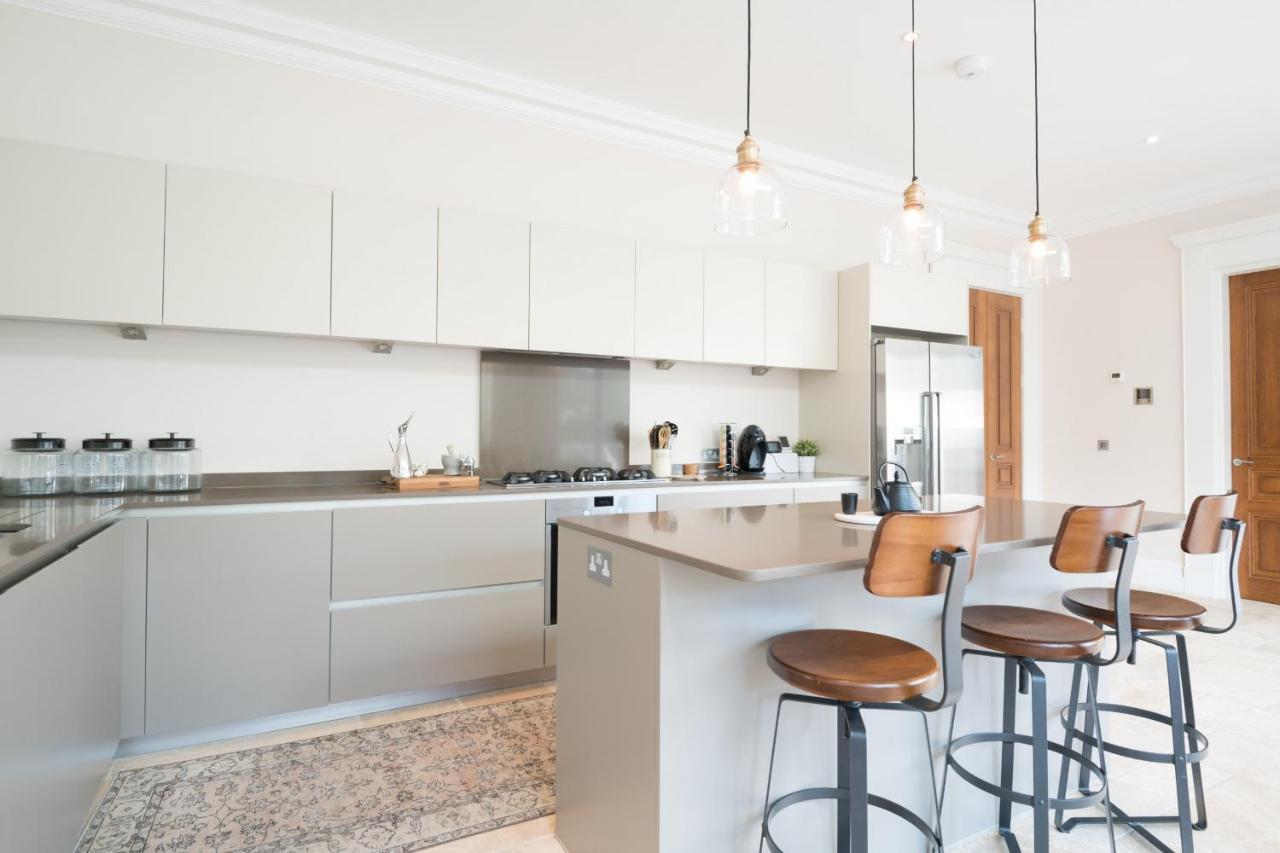 Breathtaking Putney Home With Gorgeous Garden Richmond  Esterno foto