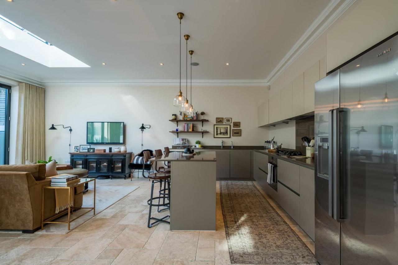 Breathtaking Putney Home With Gorgeous Garden Richmond  Esterno foto