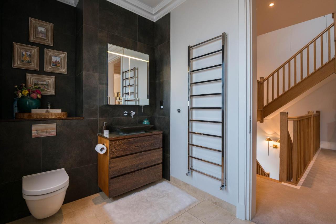Breathtaking Putney Home With Gorgeous Garden Richmond  Esterno foto