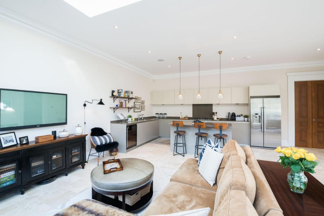 Breathtaking Putney Home With Gorgeous Garden Richmond  Esterno foto