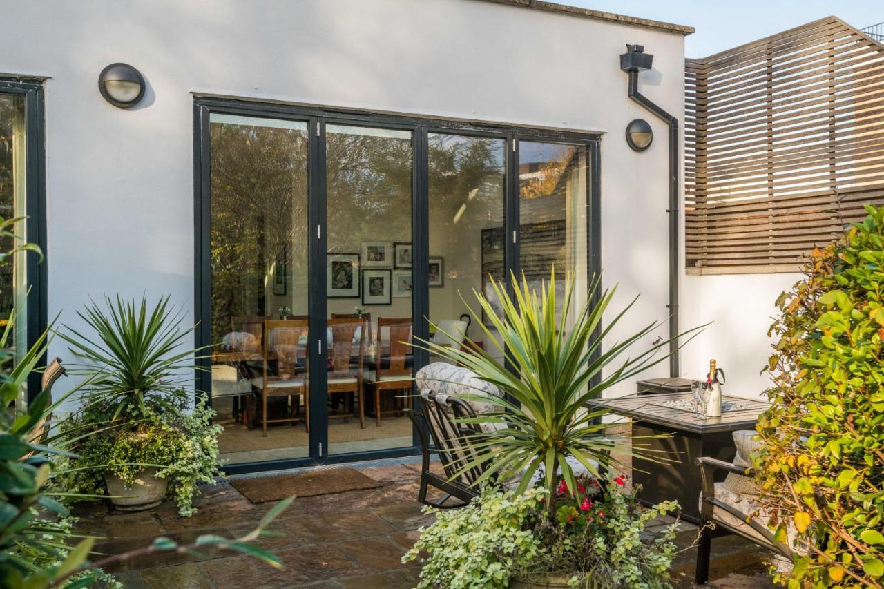Breathtaking Putney Home With Gorgeous Garden Richmond  Esterno foto