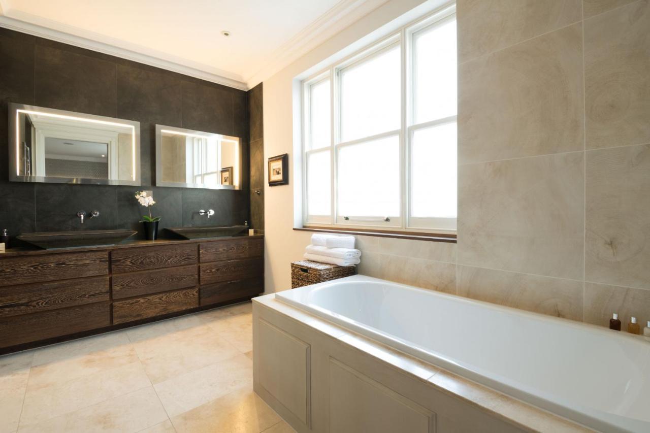 Breathtaking Putney Home With Gorgeous Garden Richmond  Esterno foto